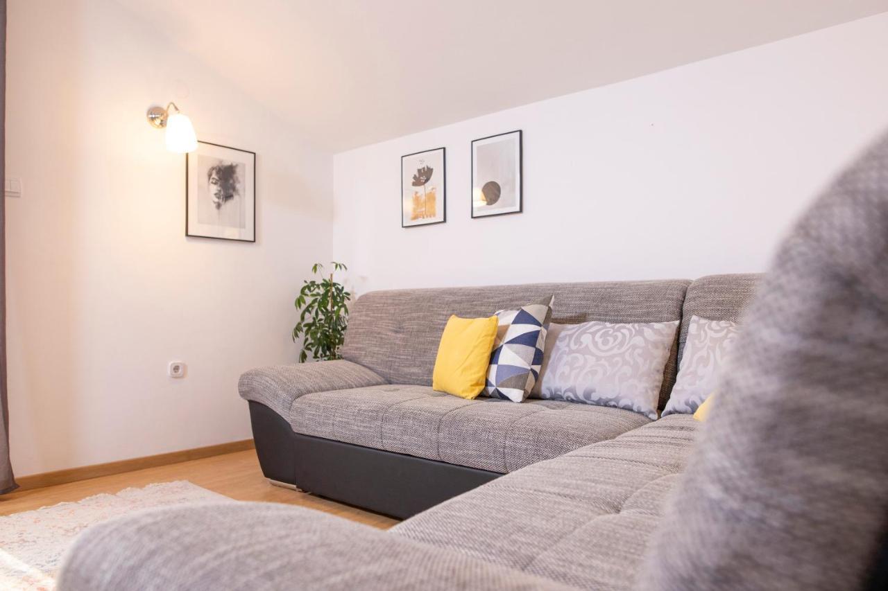 Apartman Ivo Kaštela エクステリア 写真